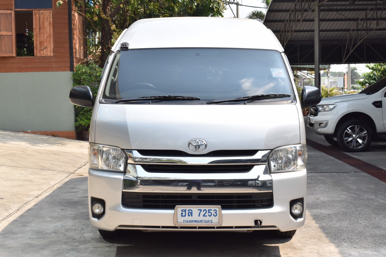 2015 Toyota Hiace 3.0 COMMUTER (ปี 05-16) D4D Van MT 21